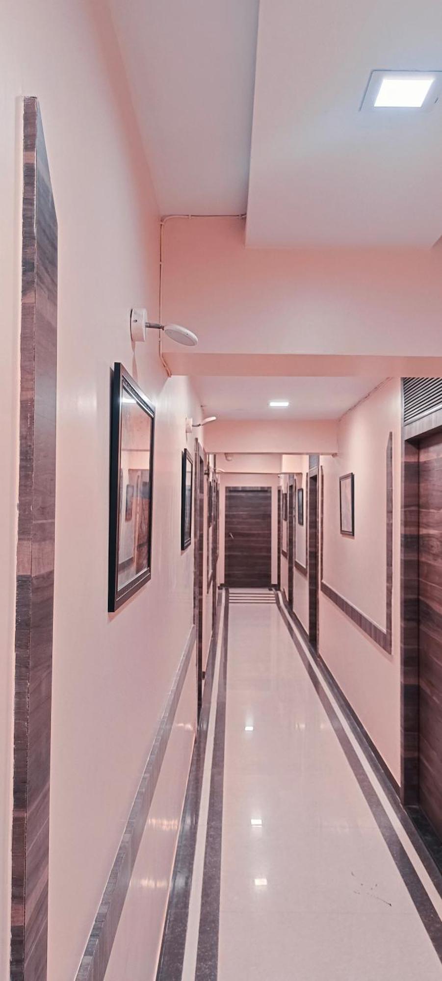 Hotel Golden Park - Mumbai — Photos 1